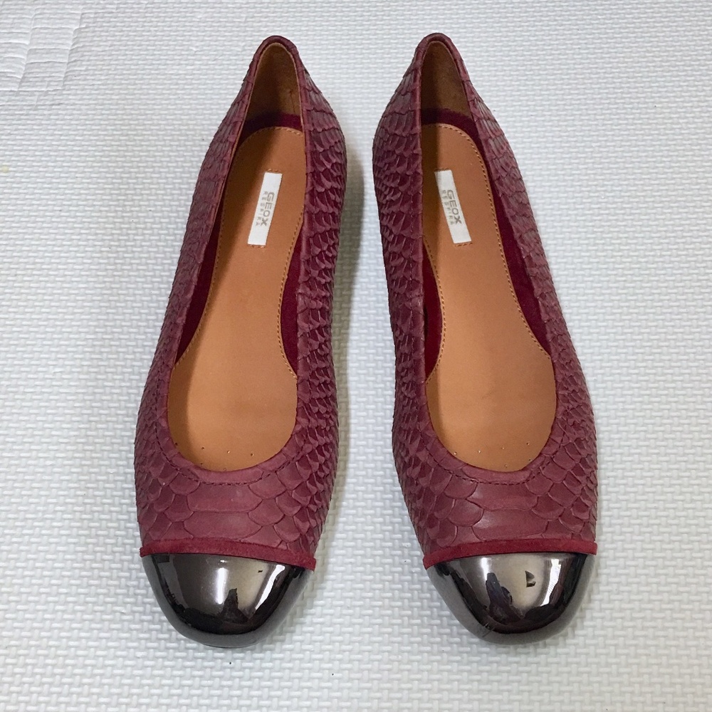 Geox women’s leather flat shoes